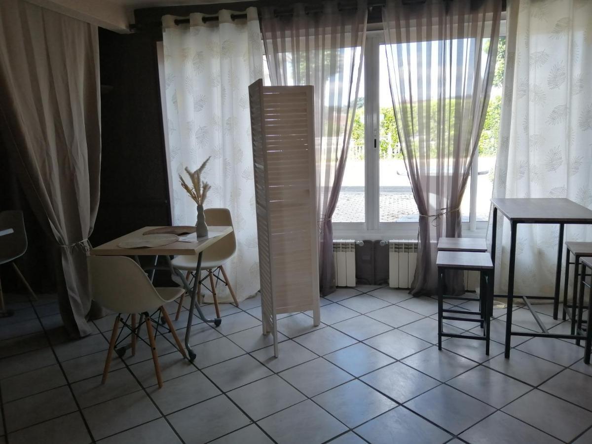 Les Chambres De La Gare Noyers-sur-Cher Buitenkant foto